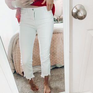 White cropped jeans
